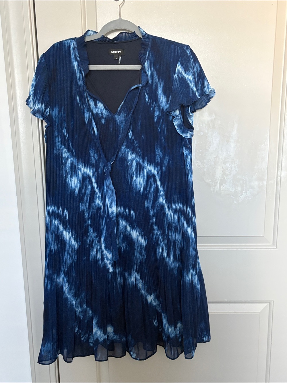 DKNY SZ 16 pleated dress with under slip
